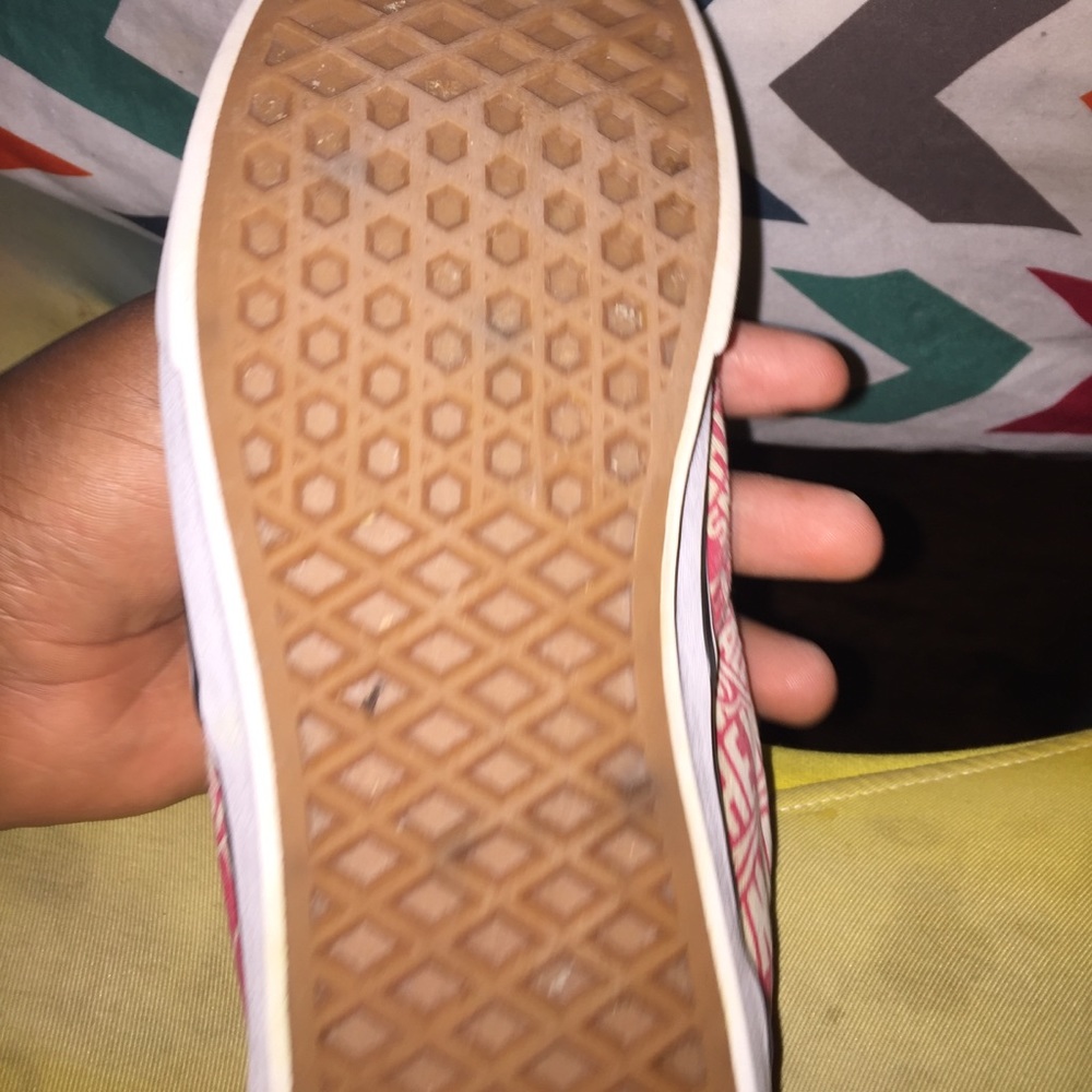 Vans - Picture 3 of 4